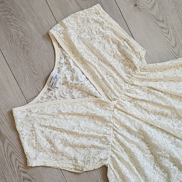 Jordan Taylor Romantic Feminine Sheer Lace Stretchy Blouse No Lining, Large - Picture 2 of 11